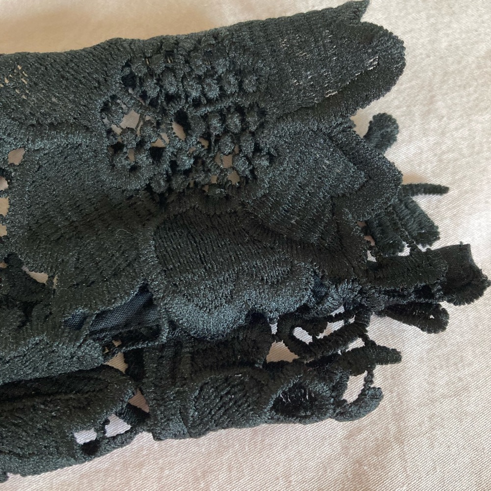 H&M brand new black lace top in size 8 - Picture 6 of 8